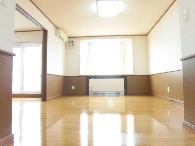 ハイツ5.1の居間・リビング