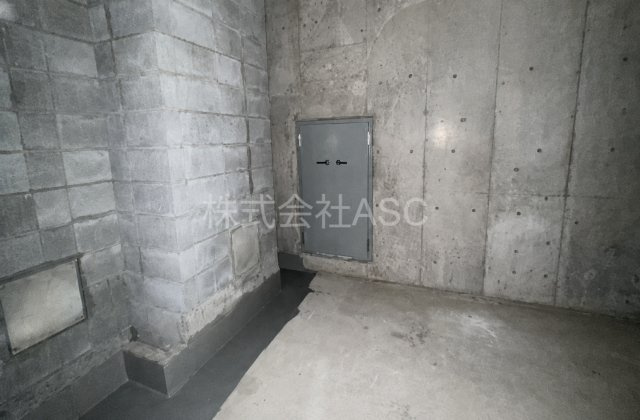 SDC　Namba　貸店舗・事務所の洋室