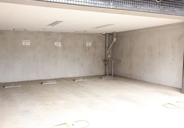 AXAS中野新江古田の駐車場