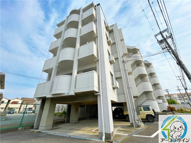 シャトー西明石の外観