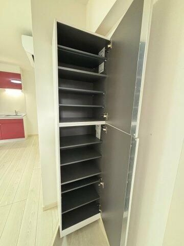 ラメール鴨居の収納