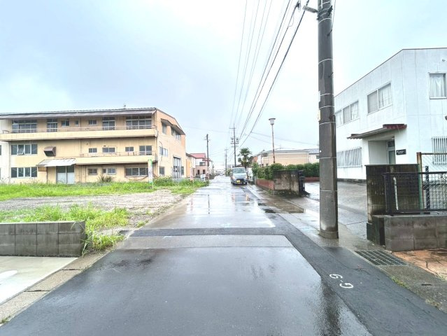 リーブルガーデン　一宮市奥町公園西　全4区画分譲の前面道路含む現地写真|「現地（2026年7月6日）撮影」　
■前面道路　
■ヤマダ不動産　株式会社リライフ