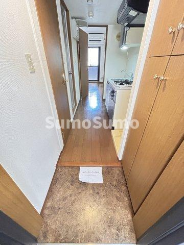 サンテミリオン恵比寿の玄関|収納もある玄関です