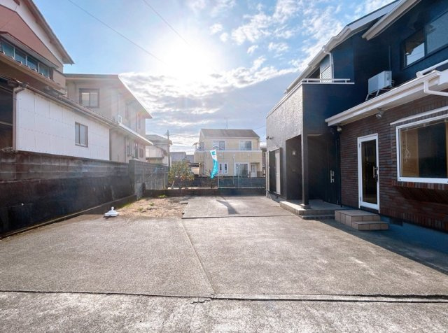 売中古戸建　富士市中丸の駐車場