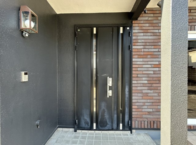 売中古戸建　富士市中丸の玄関