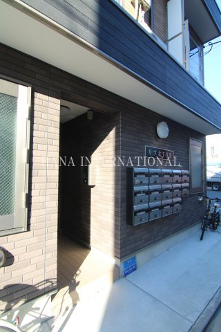 リブ北千住Ⅱのエントランス
