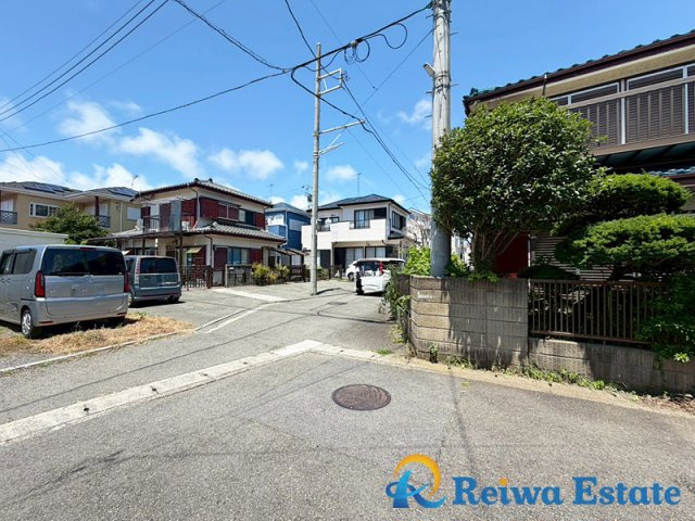 売地　茅ヶ崎市柳島1丁目の前面道路含む現地写真