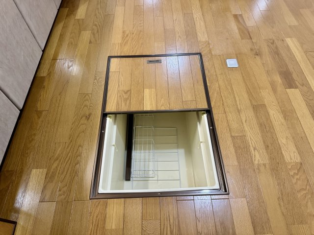 泉南市中小路３丁目　中古戸建の収納