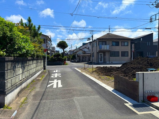 【前面道路含む現地写真】 | □■平塚市中里 新築戸建 全4棟【B号棟】■□