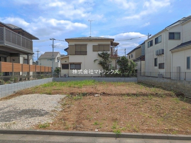 板橋区高島平5丁目　穏やかな街並み　建築条件なし　全2区画