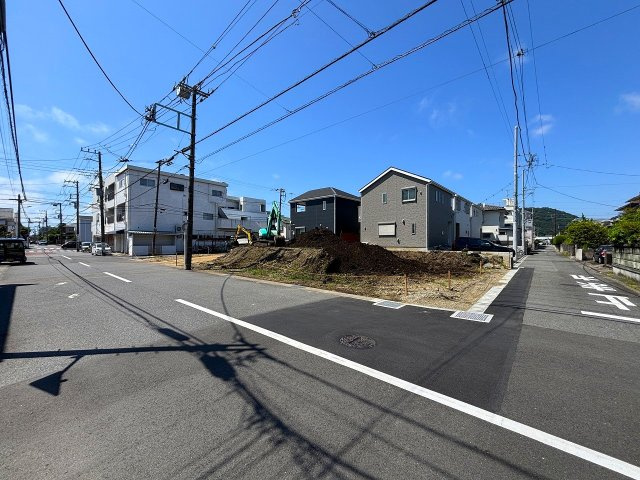【前面道路含む現地写真】 | □■平塚市中里 新築戸建 全4棟【A号棟】■□ | 平坦地につき自転車や徒歩でのご移動もラクラクです！