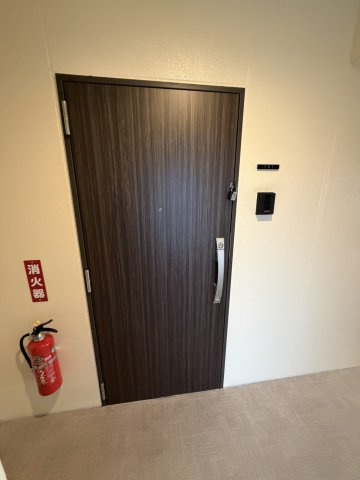 プレイズシード瑞穂通の玄関
