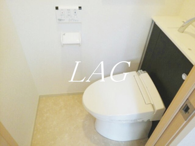【トイレ】 | フィオーレ　パラッツオ | トイレです。