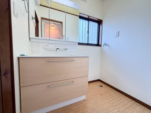 【独立洗面台】 | 呉市神山３丁目の中古戸建て！ | 独立洗面化粧台付き