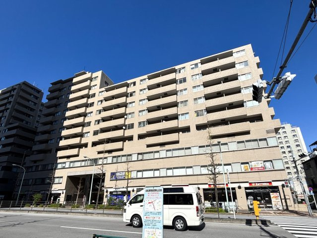 アベニュー音羽の外観|便利な宅配ボックス付き耐震基準適合マンション、アベニュー音羽は即日現地案内可能となっておりますので、お気軽にお問い合わせください！