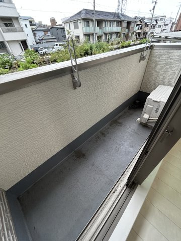 フジパレス立花駅南Ⅰ番館のバルコニー