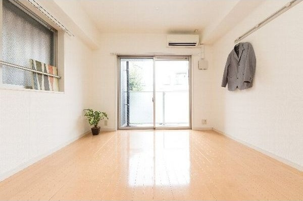 meLiV桜山の居間・リビング
