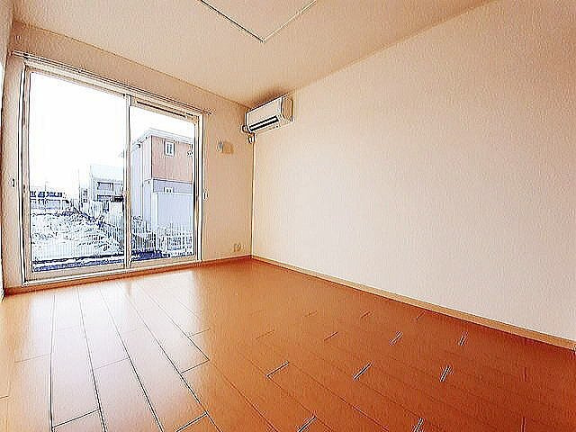 ビッグ　シャトーＢの居間・リビング