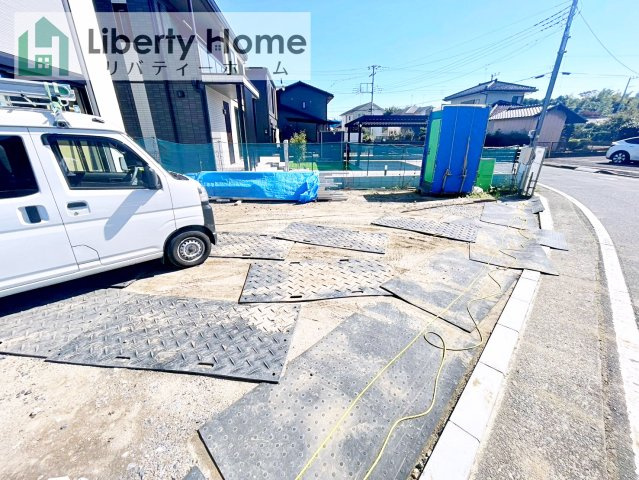 水戸市見川23期　新築戸建の駐車場