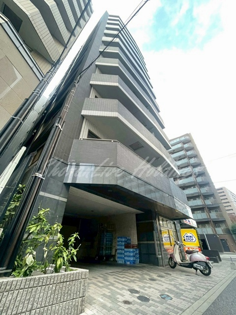 ジーコンフォートウエスト新横浜の外観|鉄筋コンクリート造のマンション♪