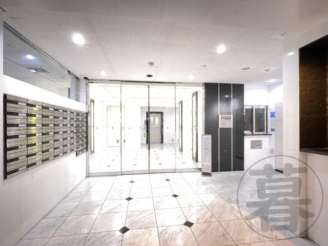 ガーラ・シティ大井町のエントランス