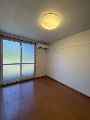 【居間・リビング】 | レオパレスカーツ