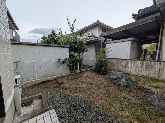 白水台1丁目戸建の庭