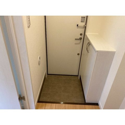 イルデパンの玄関