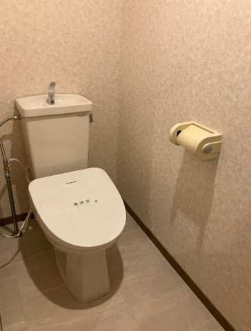 プレステージ芦屋B棟のトイレ|温水洗浄便座は標準装備となっています♪