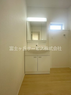 【独立洗面台】 | 掛川市七日町 新築一戸建て | 独立洗面化粧台が付いています