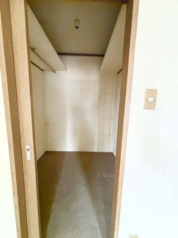 洋室２にあります