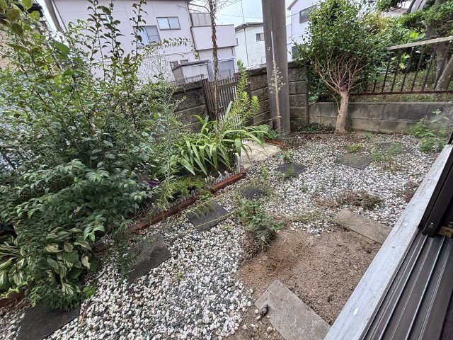 【庭】