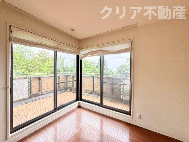 【寝室】 | 前橋市滝窪町中古住宅　軽量鉄骨6LDK