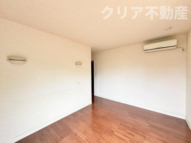 【寝室】 | 前橋市滝窪町中古住宅　軽量鉄骨6LDK