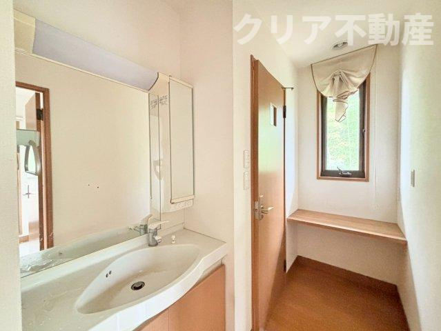 【独立洗面台】 | 前橋市滝窪町中古住宅　軽量鉄骨6LDK