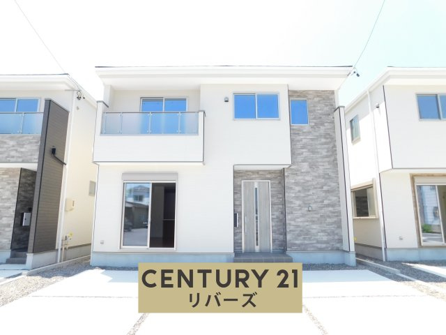 名古屋市中川区万場１丁目の新築一戸建の外観|☆３号棟・５ＬＤＫ☆　　いつでも見学できます♪（お問合せ当日、平日、水曜、夜間でもＯＫ）　敷地３８．４６坪！　長期優良住宅♪　ＺＥＨ水準！　駐車楽々並列３台ＯＫ　リビング横に５．０帖の洋風和室付き♪