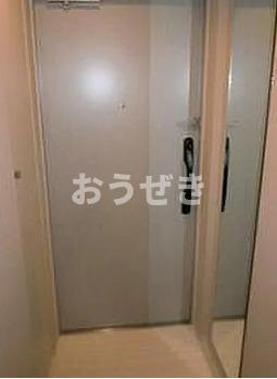 フェニックスヨコハマスクエアの玄関