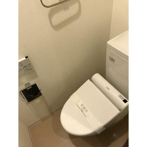 横浜市中区海岸通３丁目の賃貸マンションのトイレ|嬉しい個室温水洗浄便座♪