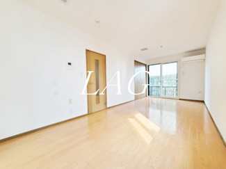 【居間・リビング】 | ウィスタリア　Ｂ | 洋室のお部屋です。