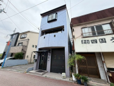 【外観】 | 北余部　中古一戸建 | 現地見学当日から承っております♪現地周辺の環境や、駅までの道のりなど周辺環境も合わせてご確認いただき、ぜひご検討ください！
