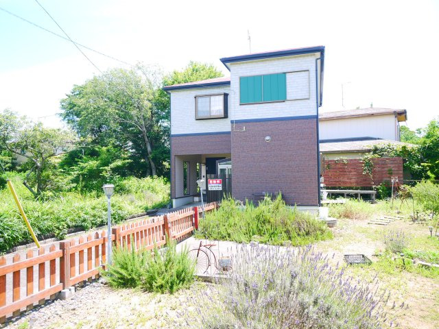 大網白里市細草　中古戸建の外観|敷地約142坪 ３LDK ドックランや家庭菜園・BBQが可能です。