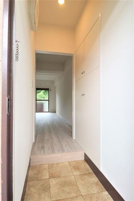 パークサイド中村の玄関