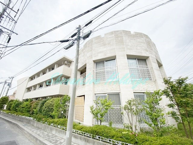 藤沢市辻堂３丁目の賃貸マンションの外観