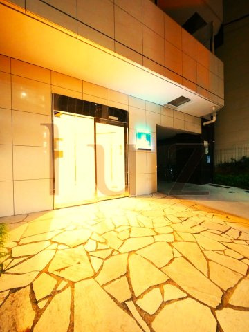 リライア阪東橋ウエスト