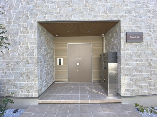 PRINTEMPSのエントランス|建物入口です