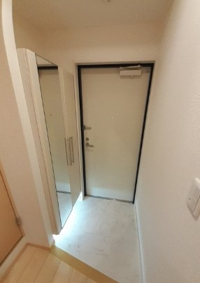 サンパレスＭの玄関