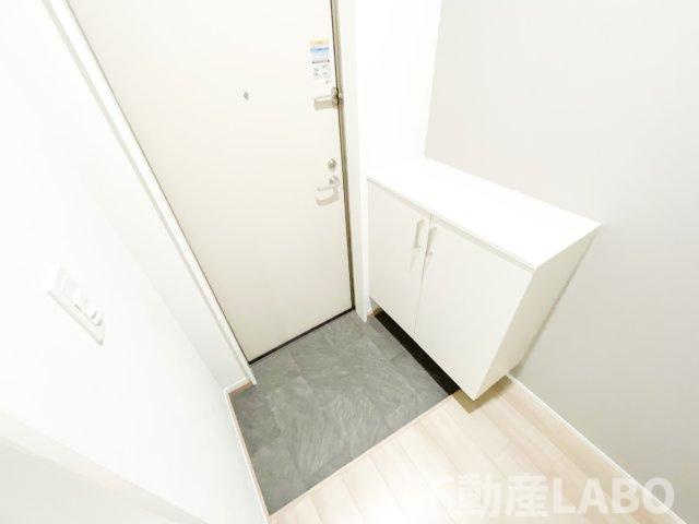 岩伸リバーコート住吉の玄関