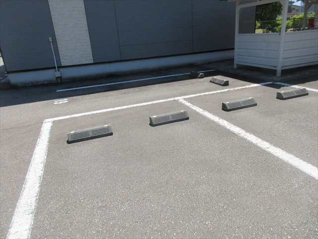 レオパレスいまじんのその他