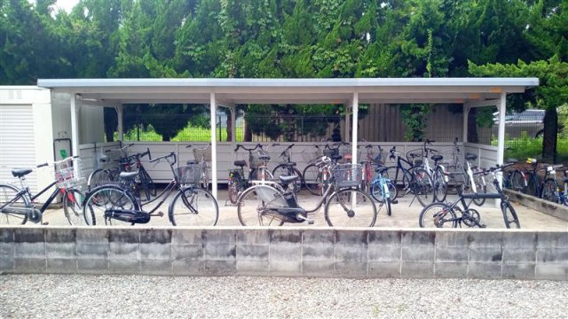 レオパレス新富山Ｂのその他|駐輪場