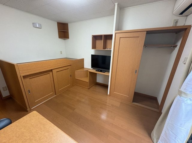 レオパレスチアフル　プレインの内装
